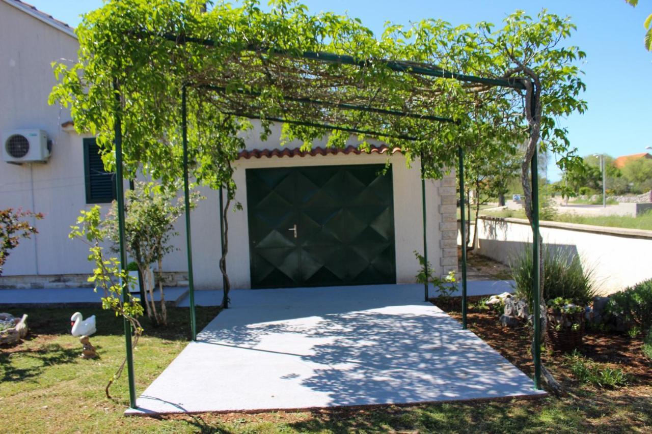 Villa Mediterranean Olive WaterfallsKRKA-Croatia Gulin Exterior foto